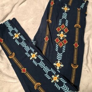 TC LULAROE LEGGINGS